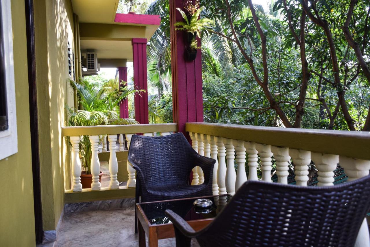 Bed & Breakfast Laligurasvilla Beachside Escape - 100m To
