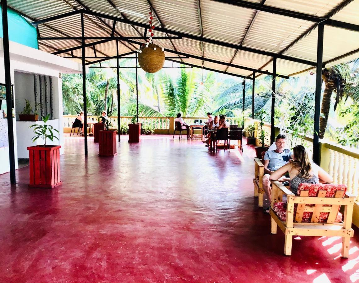 Laligurasvilla Beachside Escape - 100m To Bed & Breakfast Candolim